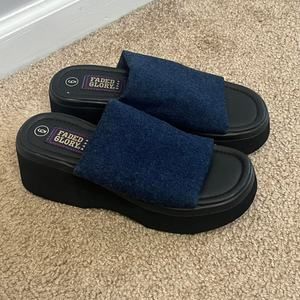 Vintage Y2K Faded Glory Platform Sandals Size 6